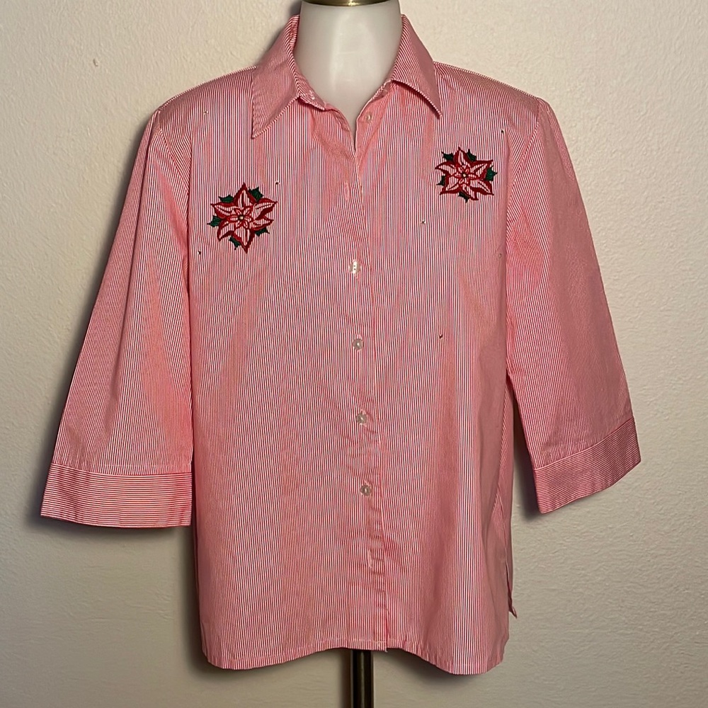 Alia sport, petite Christmas shirt